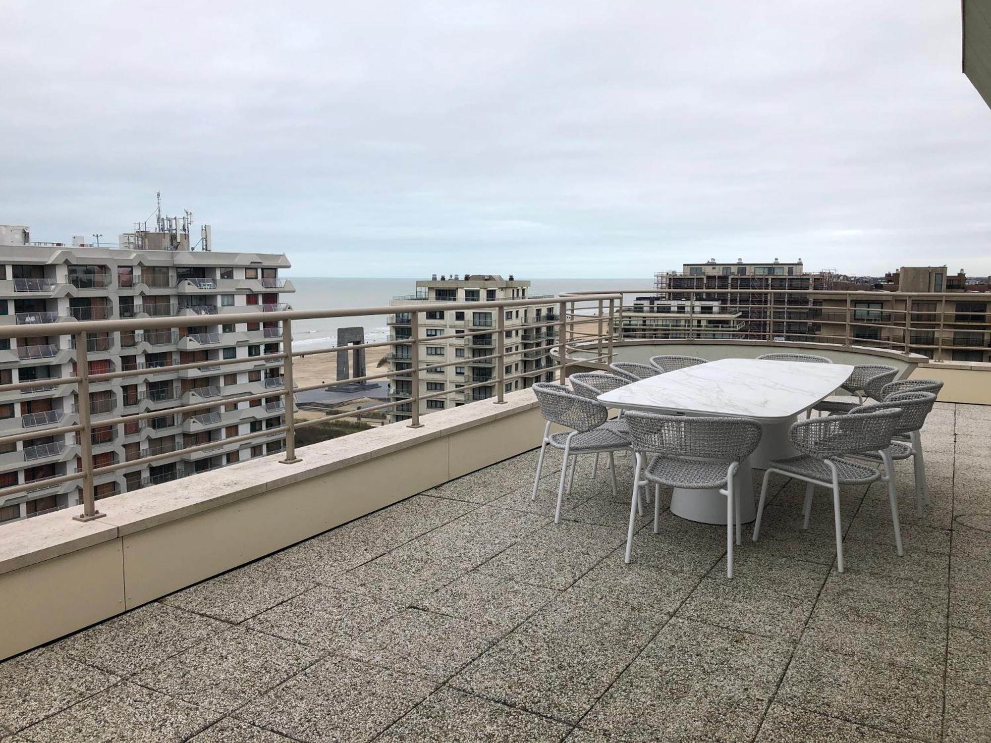 Apartament Duplex Penthouse Super Zeezicht De Panne Zewnętrze zdjęcie
